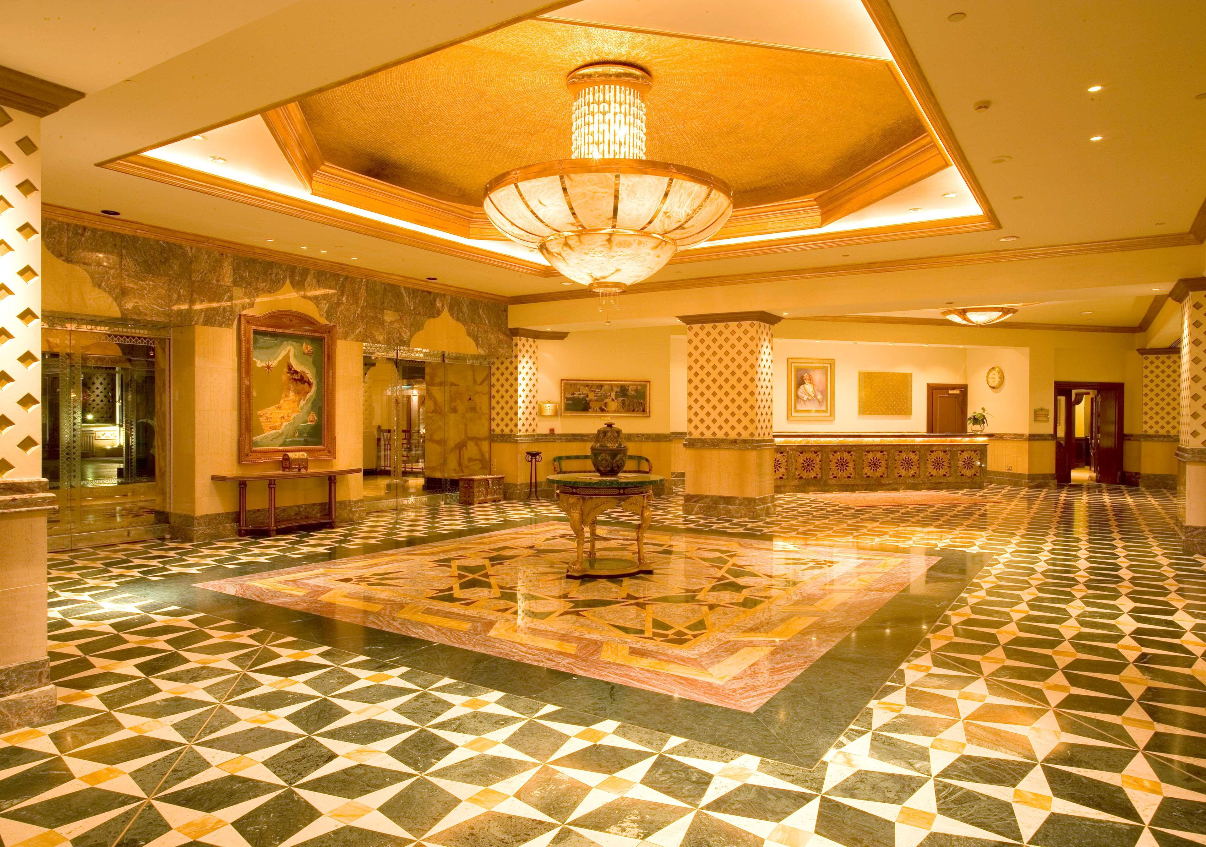 Grand Hyatt Muscat Hotel Exterior photo Lobby