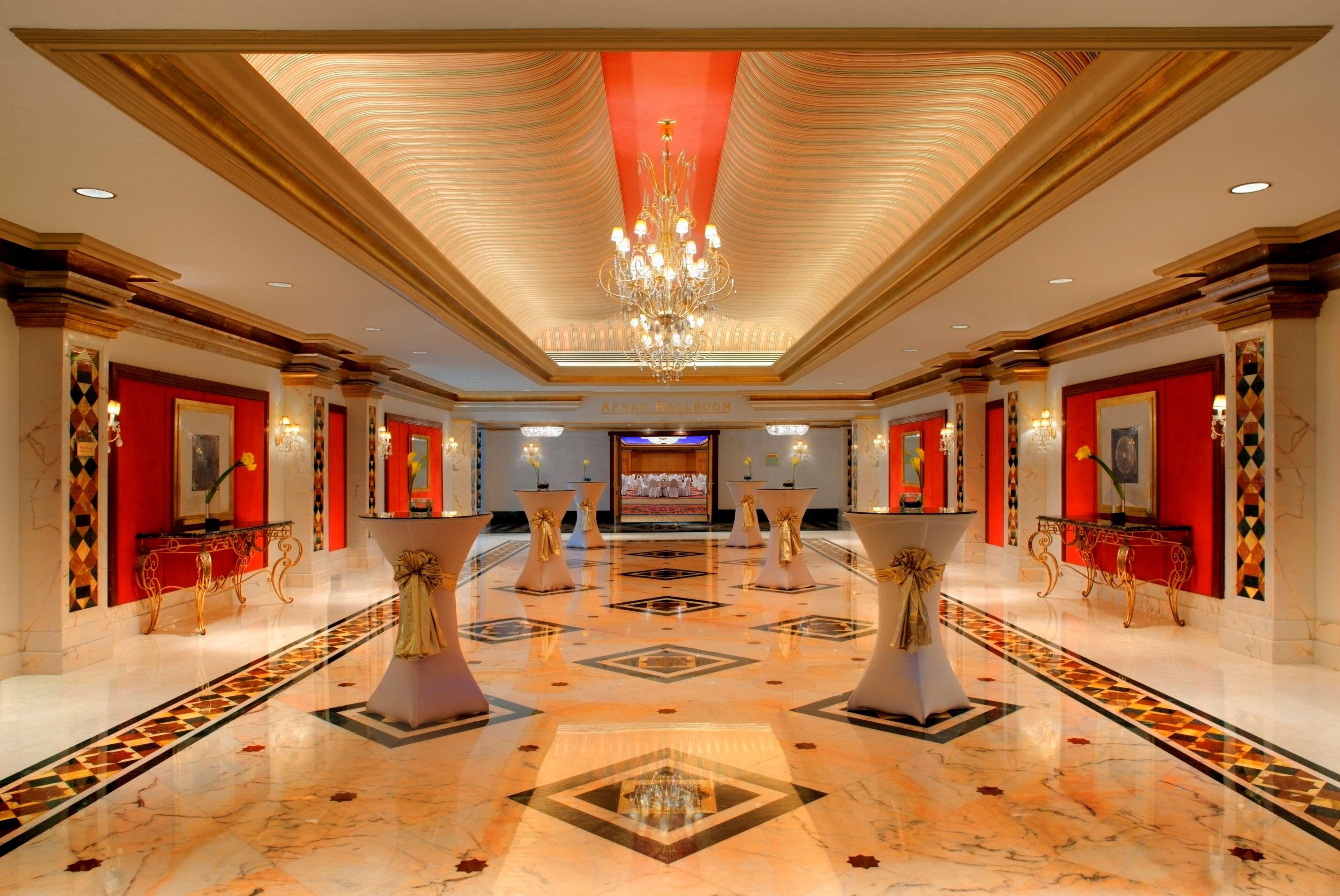 Grand Hyatt Muscat Hotel Exterior photo Lobby