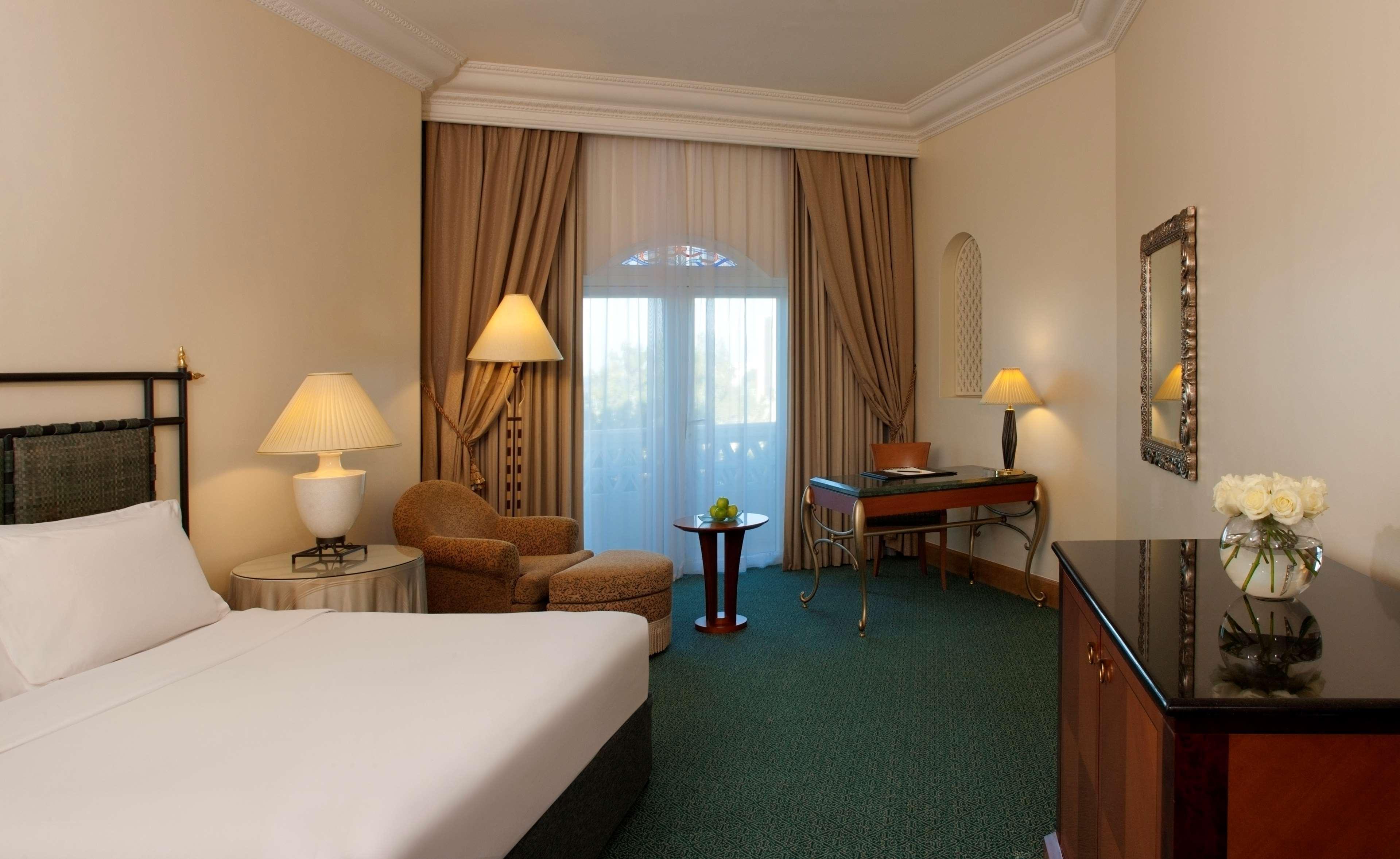 Grand Hyatt Muscat Hotel Exterior photo A room at the hotel