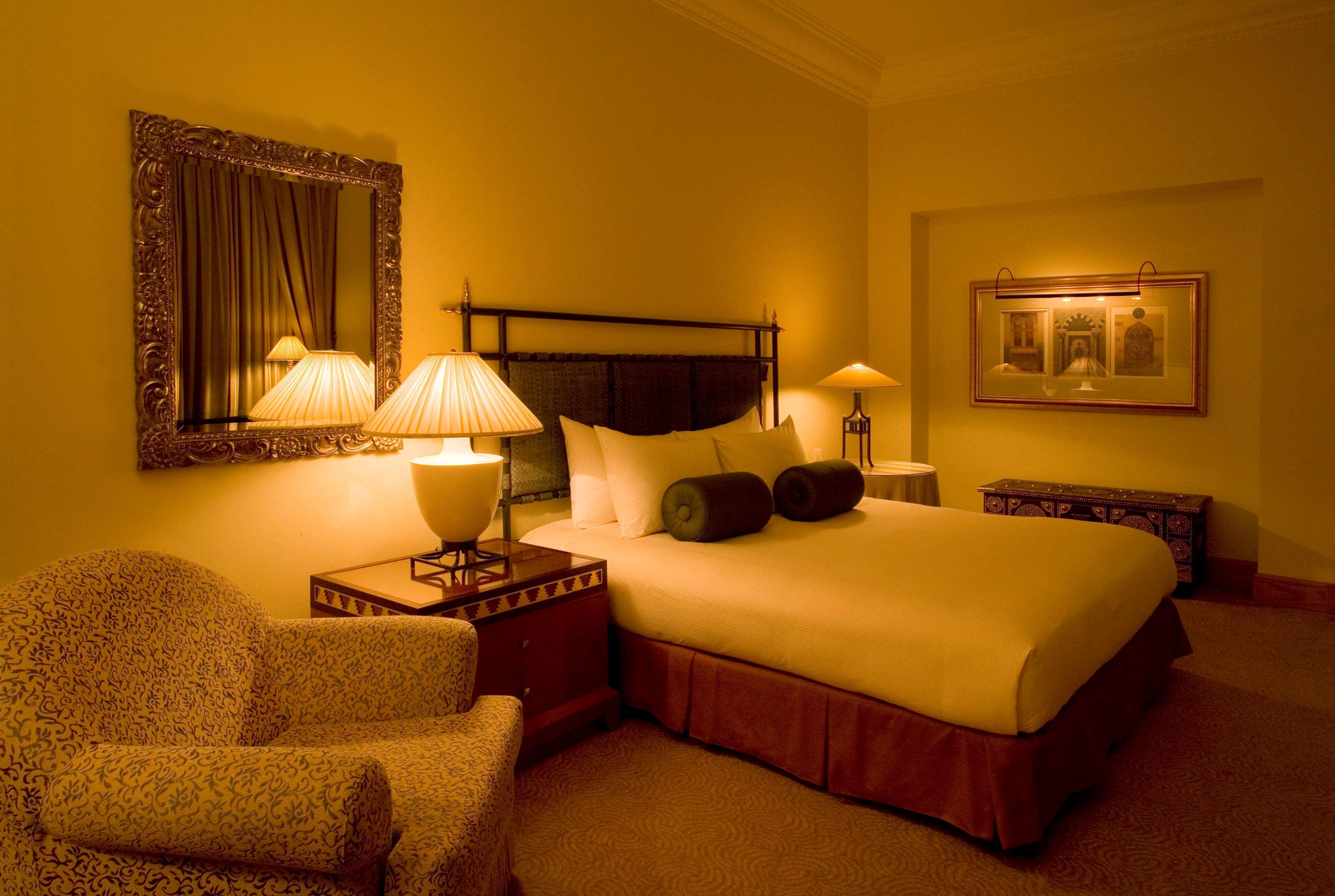 Grand Hyatt Muscat Hotel Exterior photo A bedroom at the Taj Mahal Palace