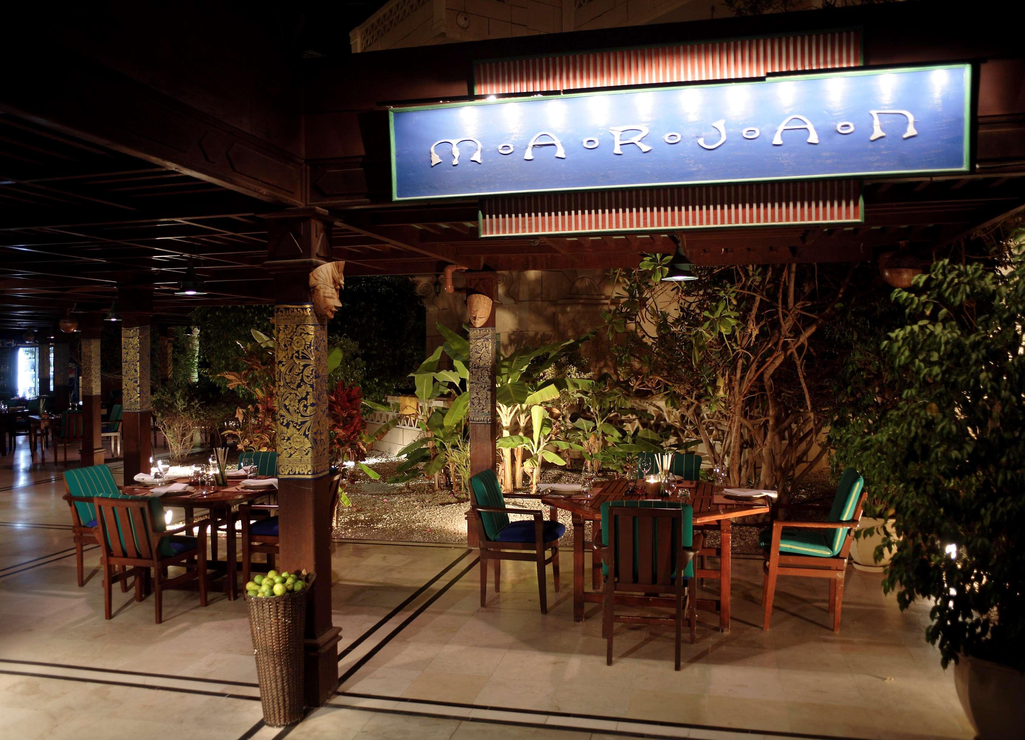 Grand Hyatt Muscat Hotel Exterior photo Marjaan restaurant
